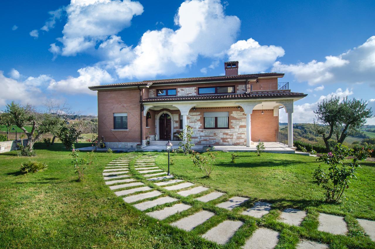 B&B Da Mary Матриче Экстерьер фото